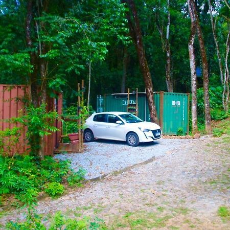 Econtainer Suites Macacos Macacos  Dış mekan fotoğraf